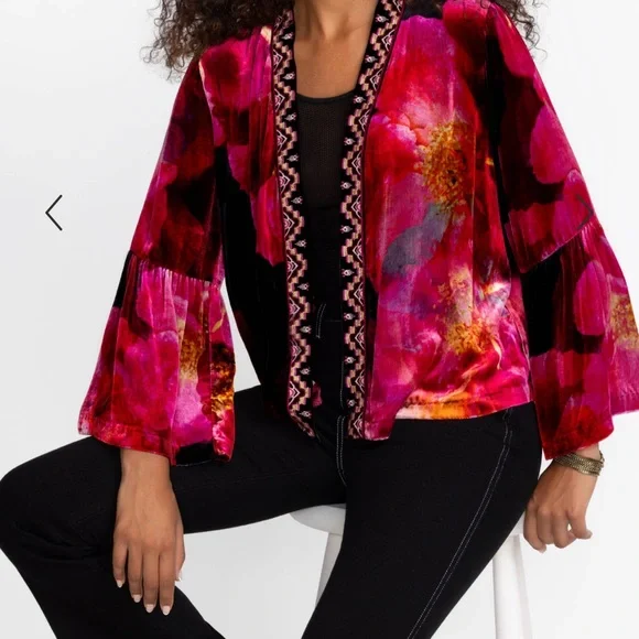 Johnny Was RUFFLE SLEEVE VELVET BOLERO - Picture 3 of 6